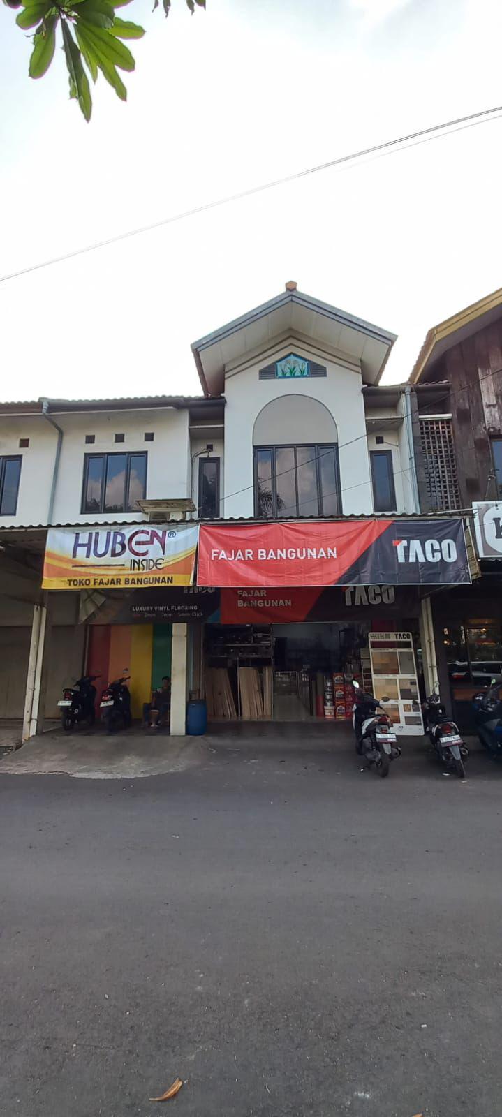 Mall Baru vs Tradisi Parcel Lebaran: Siapa yang Akan Menang di Cilacap?